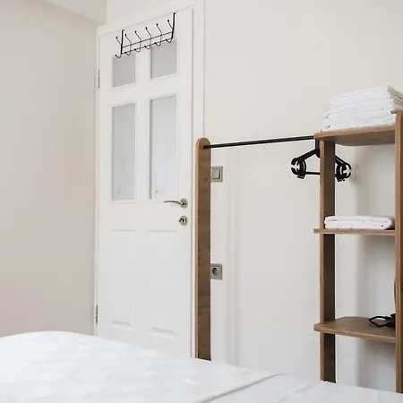 Near The Historical Elevator With A Sea View *