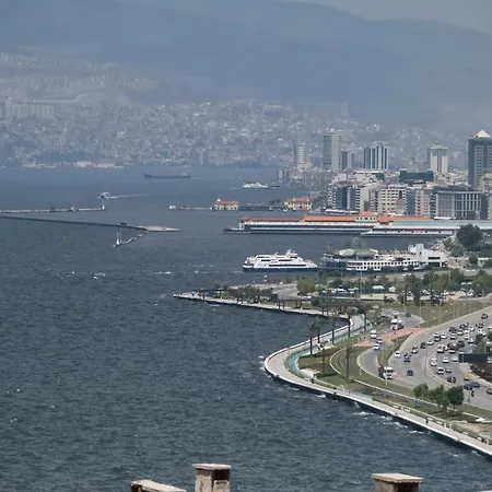 Near The Historical Elevator With A Sea View * Izmir
